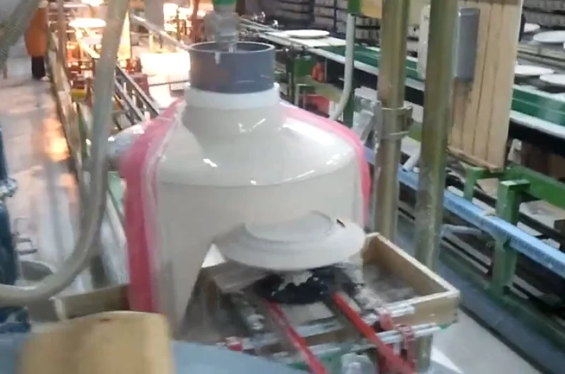 Explore the Ceramic Glazing Machine for Ceramic Plate Manufacturing Application and advantages 1 Explore the Ceramic Glazing Machine in the Plate Production Application and advantages